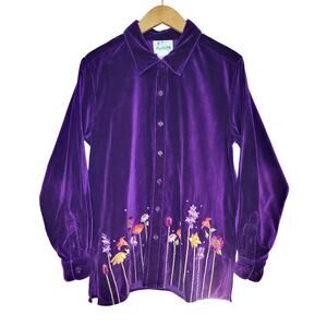 The Quacker Factory Vintage Floral Velvet feel Button up LS